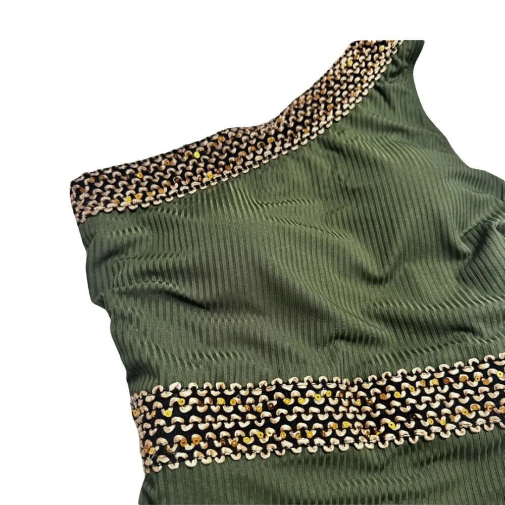 TALISEA Olive Green Ribbed Sparkle One
Piece Swim- medium- NWOT - Picture 2 of 3